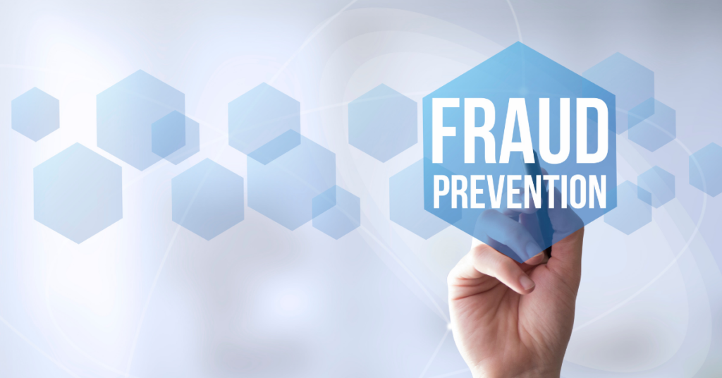 8 ways to keep your money safe and avoid scammers this Christmas!